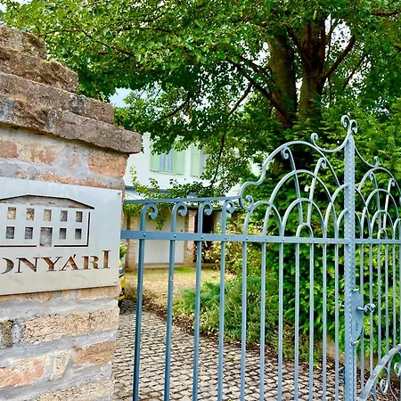 Villa Terravino Retreat At Balaton Balatonlelle